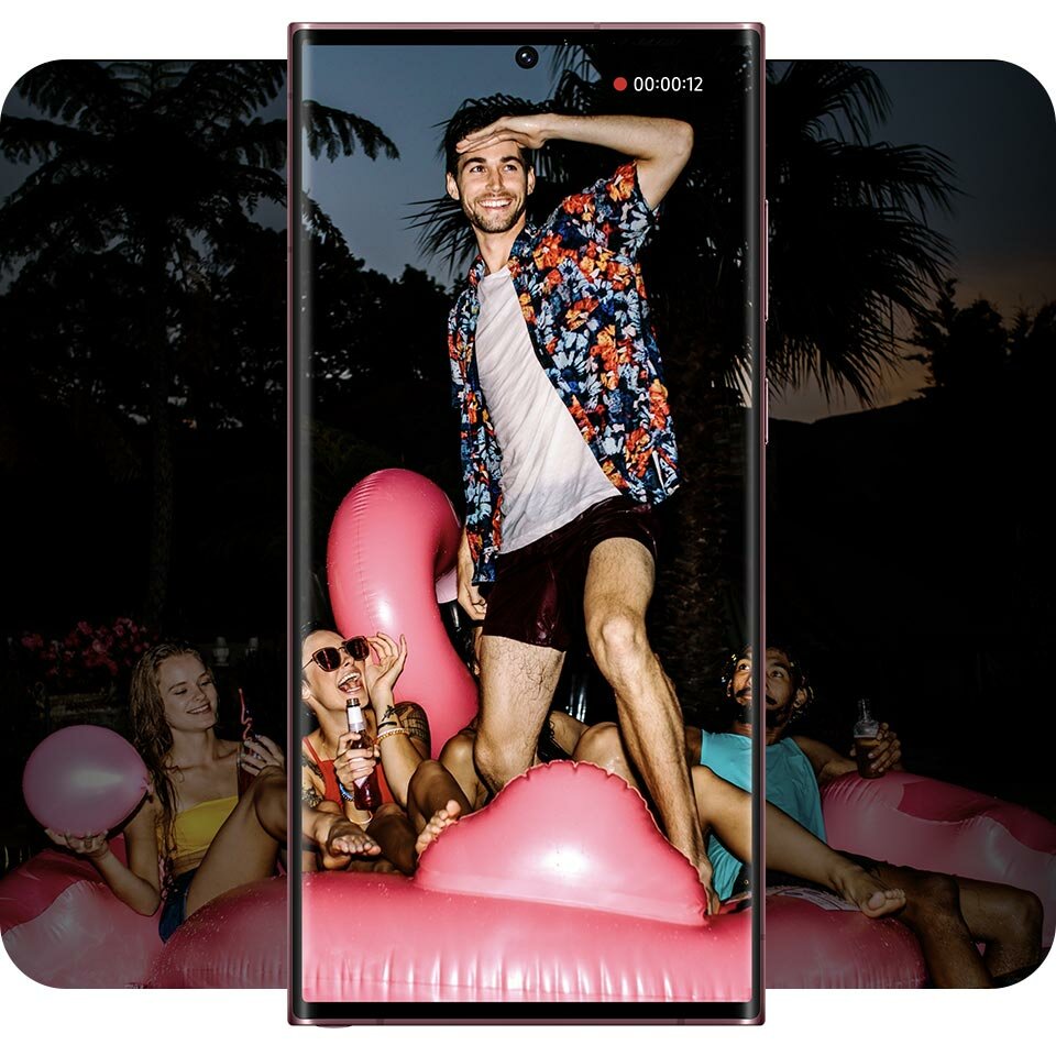 Smartfon Samsung Galaxy S22 Ultra 8GB/128GB burgundowy zdjęcia w nocy