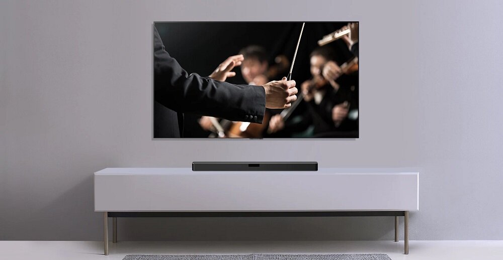 Soundbar LG SN5 SN5.DEUSLLK widok na telewizor i soundbara od przodu