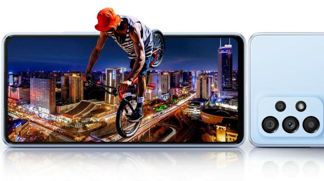 Smartfon Samsung Galaxy A53 5G SM-A536B 6GB/128GB Czarny pokazany aparat przedni i tylny