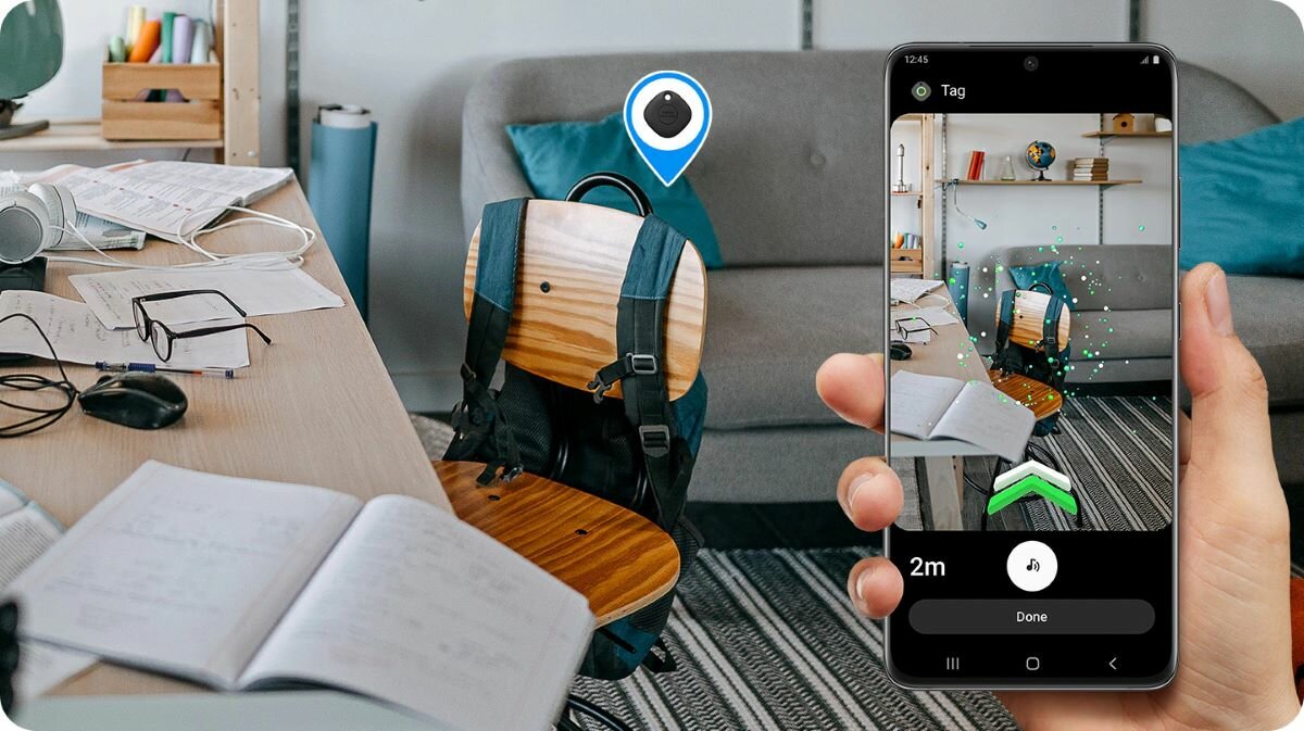 Lokalizator Samsung Smart Tag+ Denim Blue EI-T7300BLEGEU sceneria domowa przedstawione działanie lokalizatora