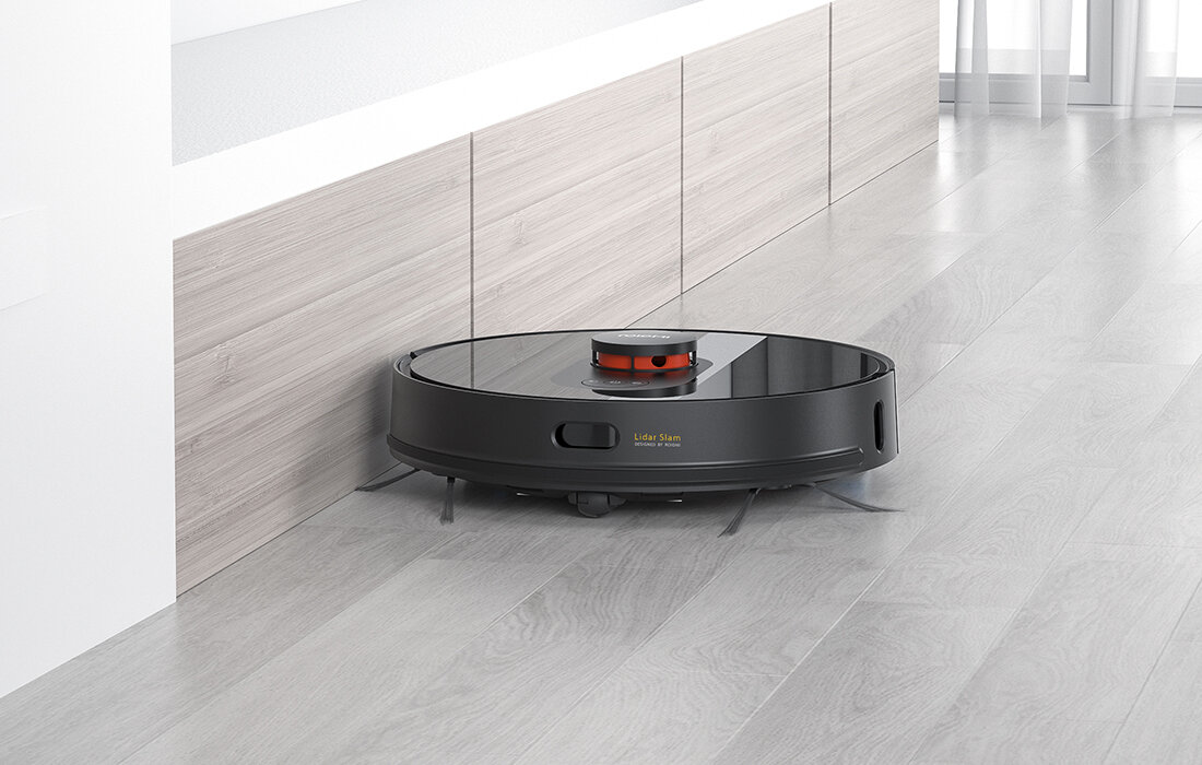 Robot sprzątający Roidmi Eve Plus czarny pokazany robot na podłodze