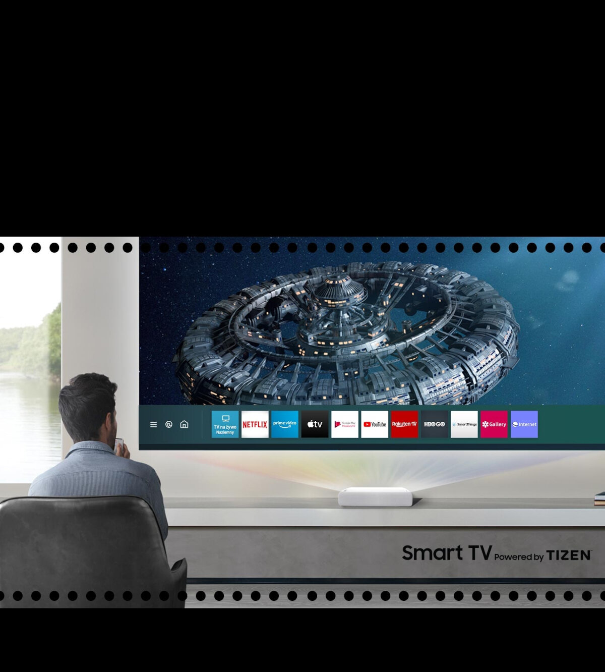 Projektor Samsung SP-LSP9TFAXXH 100-130' pokazana funkcja smart tv