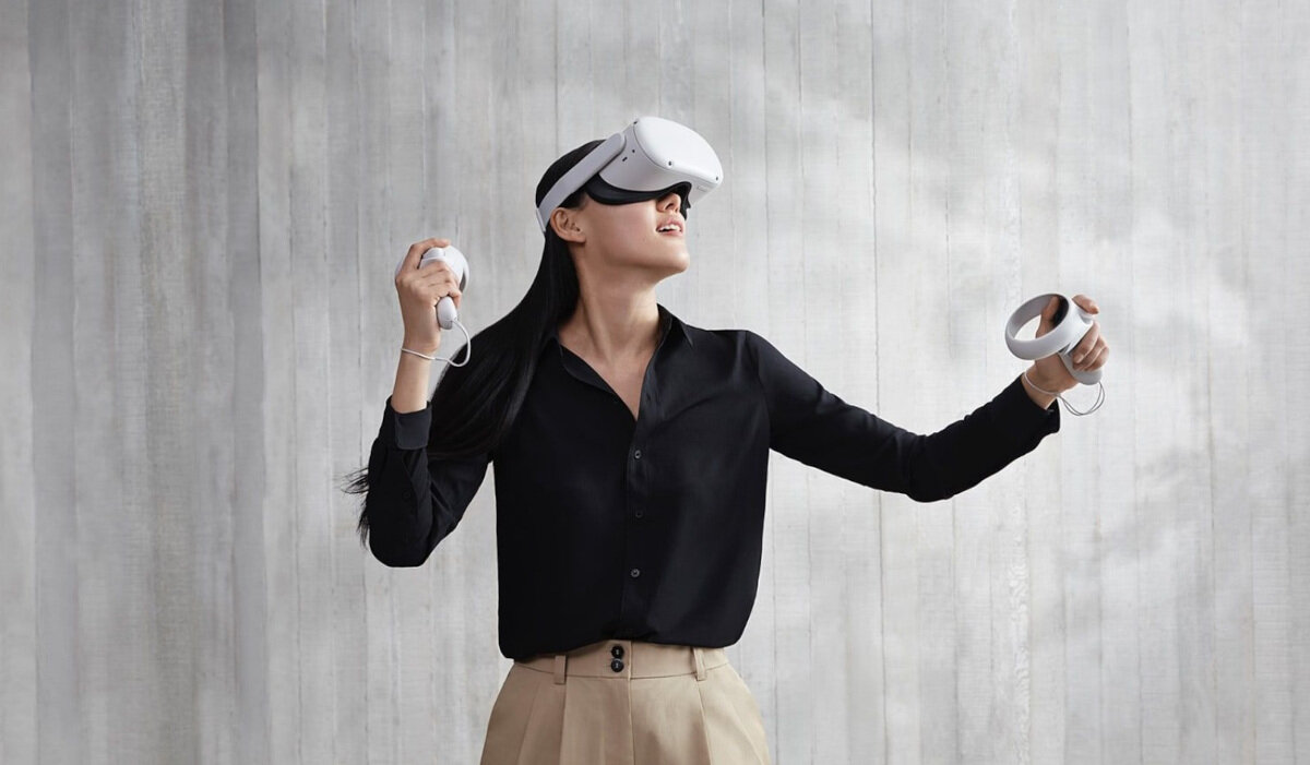 Okulary VR Oculus Quest 2 256GB pokazane okulary założone na oczy