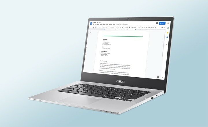 Laptop Asus Chromebook CX1 (CX1500) CX1500CNA-BR0092 otwarty widok lekko po skosie