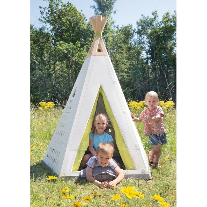 Namiot Smoby Wigwam Tippi 2+ dzieci bawiące się domkiem
