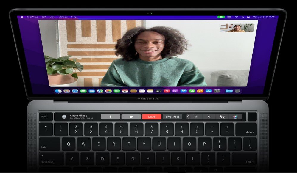 Laptop Apple MacBook Pro M2 256GB SSD Gwiezdna szarość kamera FaceTime HD