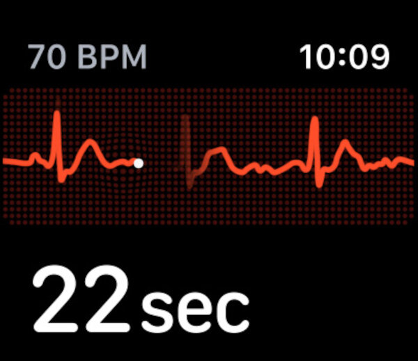 Smartwatch Apple Watch Series 8 GPS + Cellular księżycowa poświata EKG