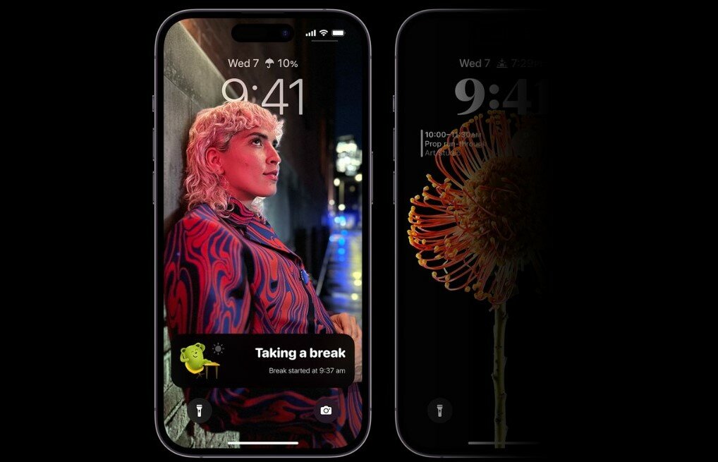 Smartfon Apple iPhone 14 Pro 1TB Głęboka purpura włączony ekran