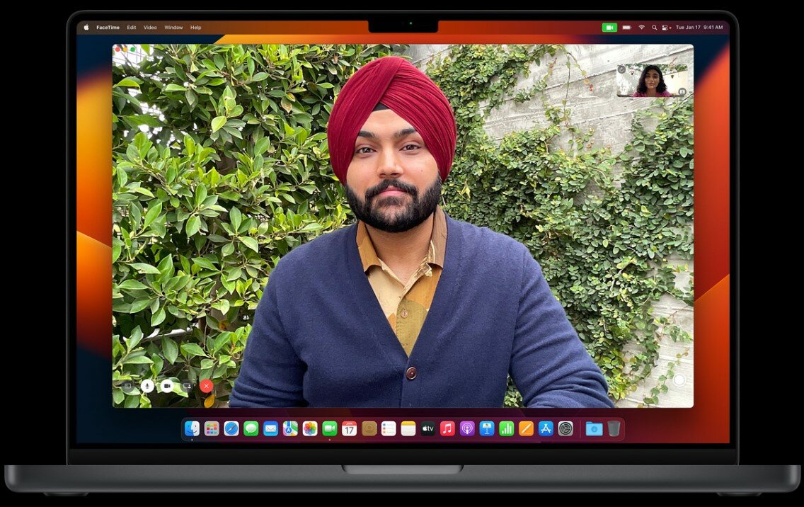 Laptop Apple MacBook Pro M2 Max MPHK3ZE/A 14 1TB srebrny pokazana kamera 1080p i jasne wyświetlanie
