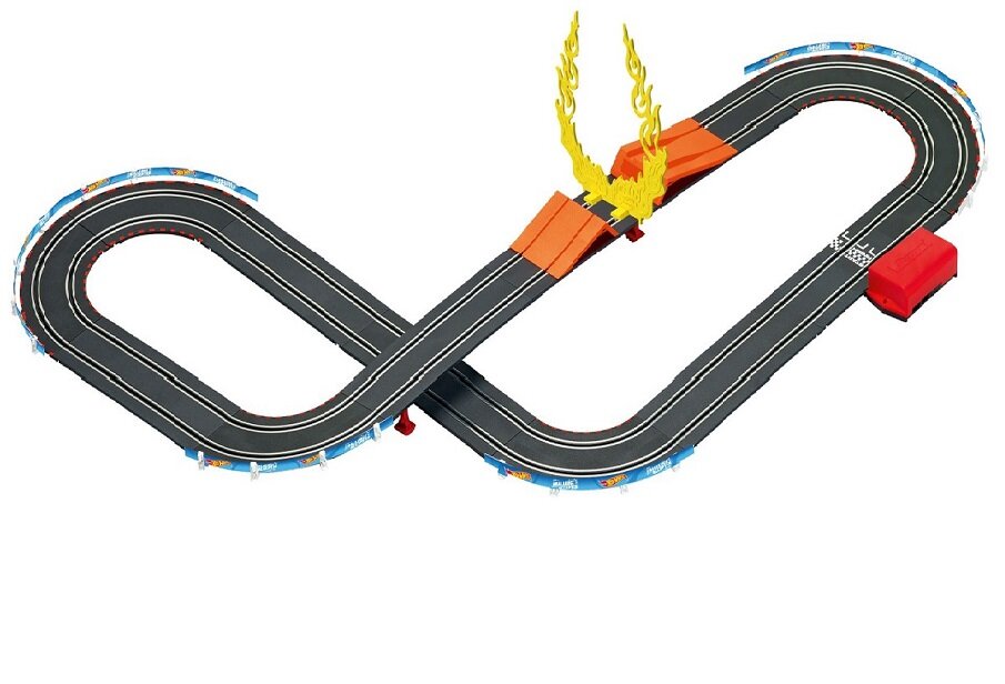 Tor samochodowy Carrera Go Hot Wheels 63517 rampa 4,3 m widok na złożony tor pod skosem