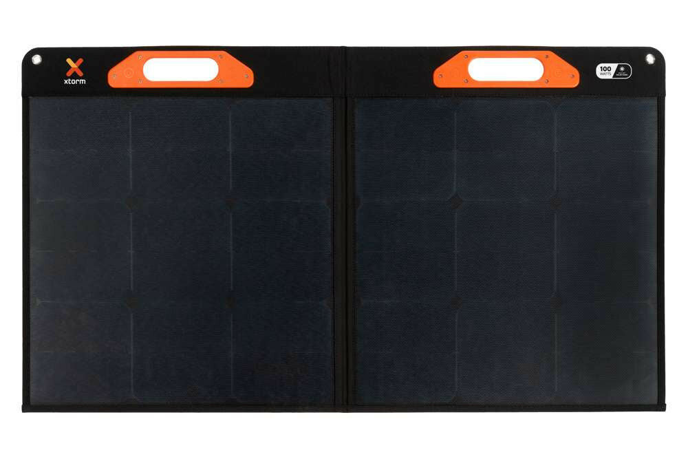 Panel słoneczny Xtorm Xtreme XPS100 od frontu rozłożony