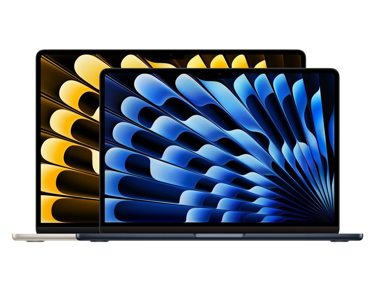 Laptop Apple MacBook Air 15' M2 8/256GB Złoty widok od frontu, porównanie dwóch laptopów 13 calowego i 15 calowego