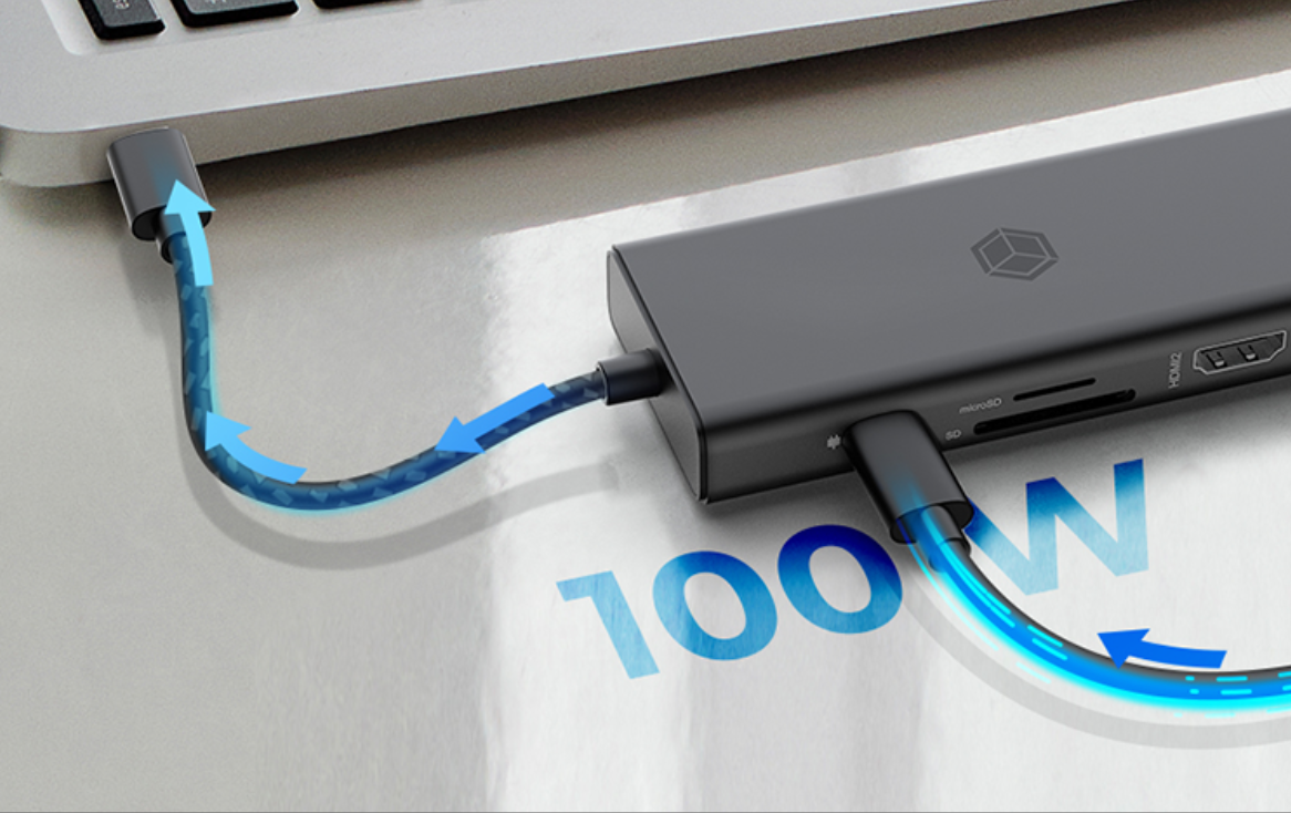 Stacja dokująca Icy Box B-DK4011-CPD USB-C podłączona do laptopa