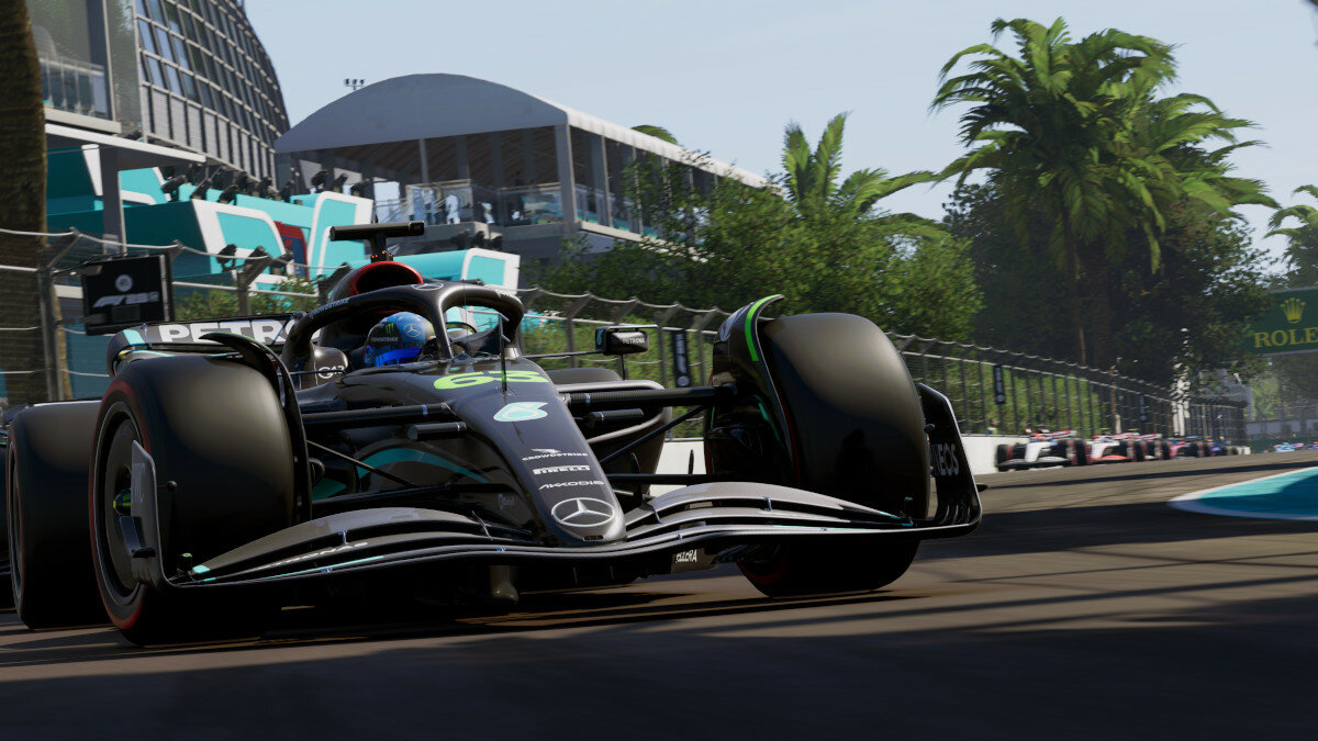 Gra Electronic Arts F1 23 na PS4 pokazana wyścigówka od przodu