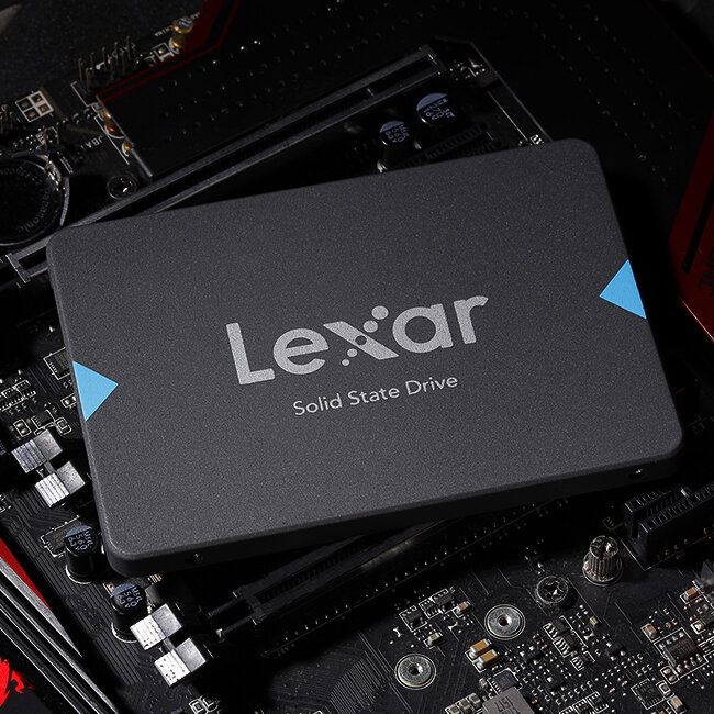 Dysk SSD Lexar NQ100 480GB  2,5 SATA widok dysku na płycie głównej