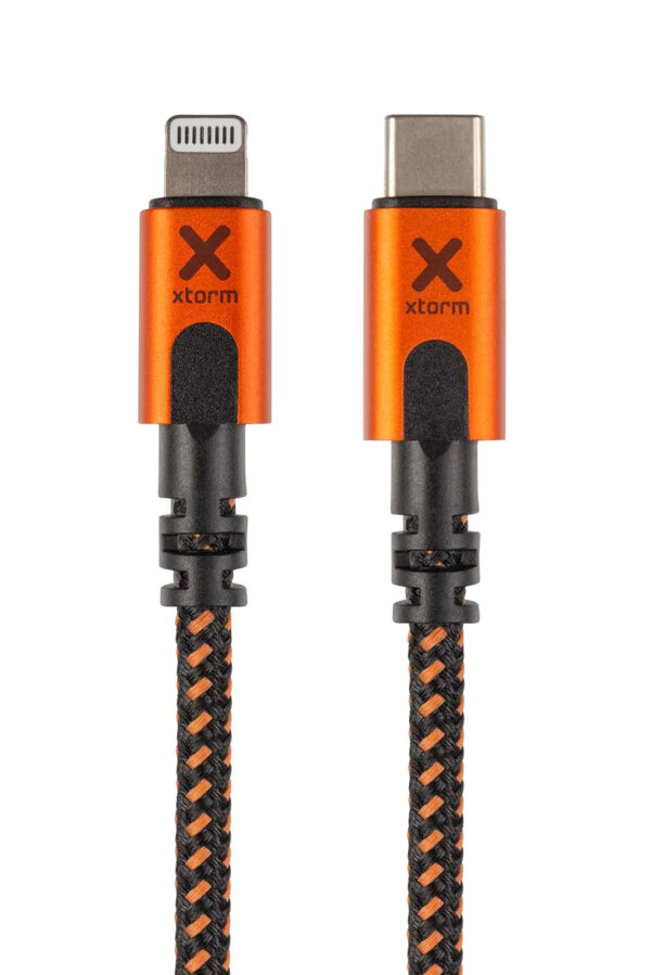 Kabel Xtorm Xtreme USB-C do Lightning 1,5 metra od frontu na białym tle