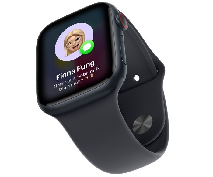 Smartwatch Apple Watch Series 9 GPS + Cellular stal nierdzewna srebrna 41 mm + opaska sportowa sztormowy błękit S/M grafika przedstawia smartwatch pod skosem