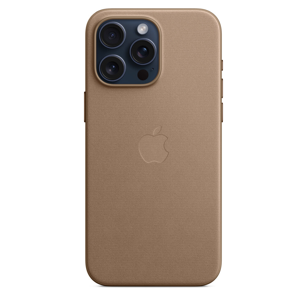 Etui Apple FineWoven na iPhone 15 Pro Max MagSafe jasnobeżowe pokazane na granatowym telefonie