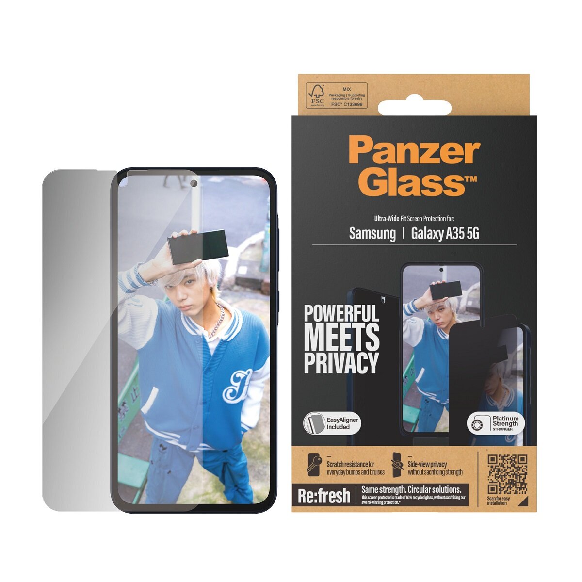 Szkło ochronne PanzerGlass Ultra-Wide Fit Privacy Galaxy A35 5G wraz z telefonem oraz opakowanie od frontu