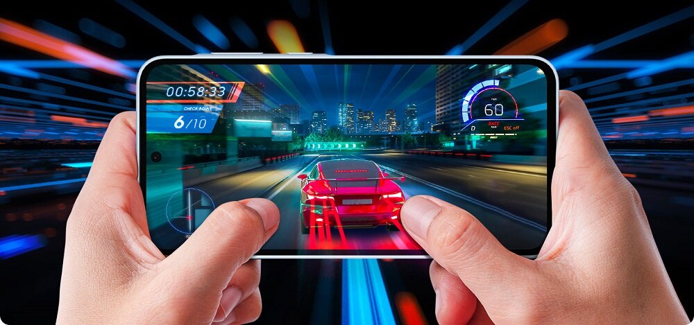 Smartfon Samsung Galaxy A35 5G 6/128GB różowy widok na smartfon w pozycji poziomej w trakcie grania
