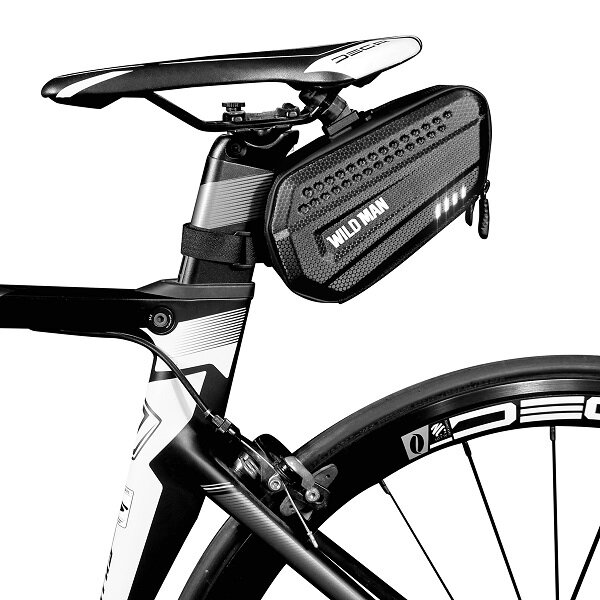 Etui na ramę roweru Wildman L ES7 czarne zamontowane na ramie roweru