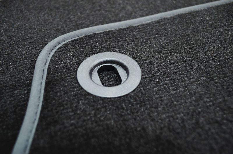 xyz - Dywaniki welurowe Mammooth A041 BM250 PRM 01 czarne - abc